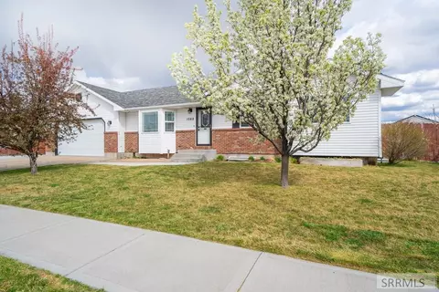 1068 N Preston Dr, Idaho Falls, ID 83401
