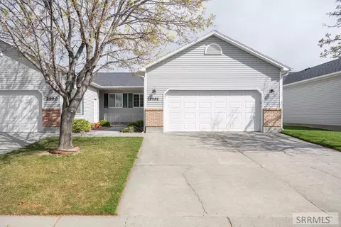 2986 Thayer Bridge Cir, Idaho Falls, ID 83402