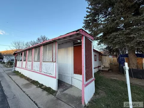 4530 S 5th Ave #D8, Pocatello, ID 83204