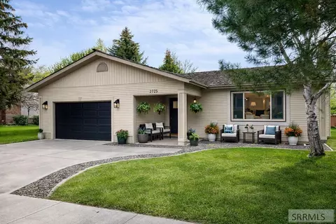 2725 Glenwood Dr, Idaho Falls, ID 83404