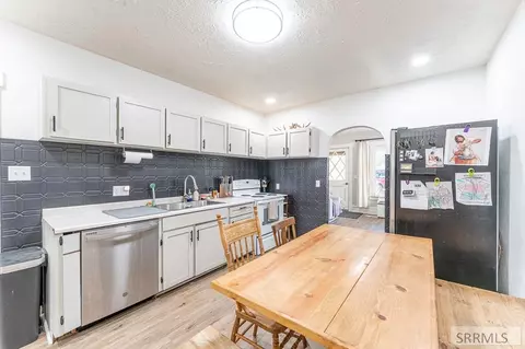 Kitchen - 594 E 750 N, Firth, ID 83236 photo 1 of 3