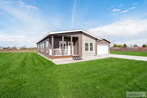 951 Cottage Ln, Blackfoot, ID 83221
