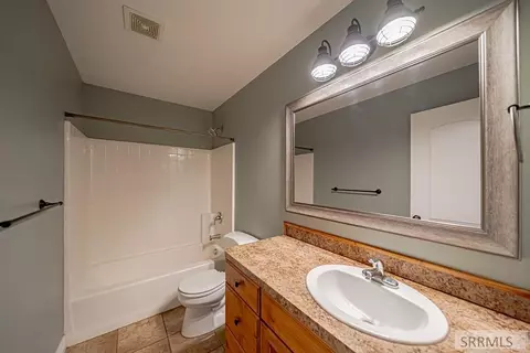 Bath - 195 N 3806 E, Rigby, ID 83442 photo 7 of 10