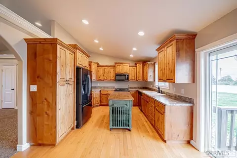 Kitchen - 195 N 3806 E, Rigby, ID 83442 photo 1 of 8