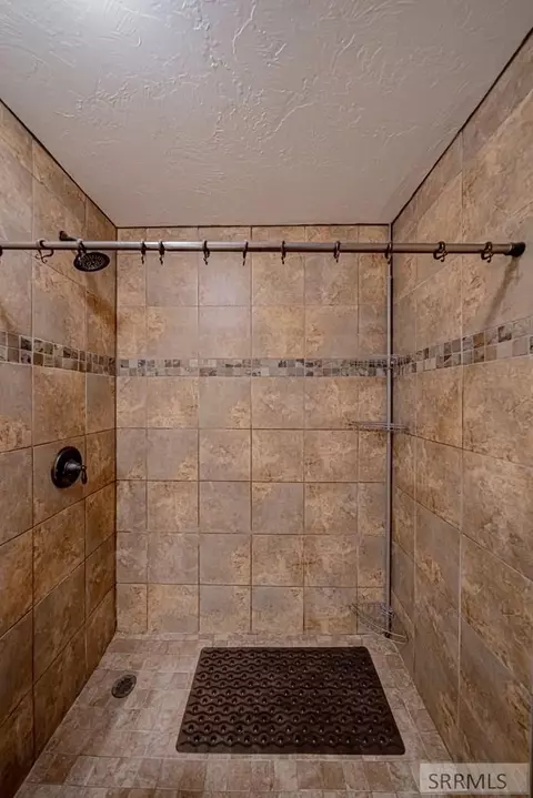 Bath - 195 N 3806 E, Rigby, ID 83442 photo 9 of 10