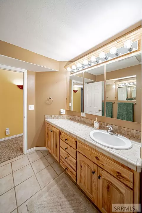 Bath - 4 N 3700 E, Rigby, ID 83442 photo 11 of 12