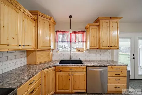 Kitchen - 4 N 3700 E, Rigby, ID 83442 photo 5 of 8