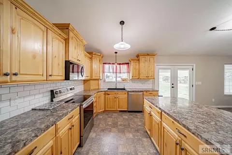 Kitchen - 4 N 3700 E, Rigby, ID 83442 photo 3 of 8