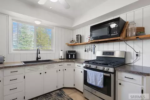Kitchen - 375 W 1 S, Rigby, ID 83442 photo 2 of 3