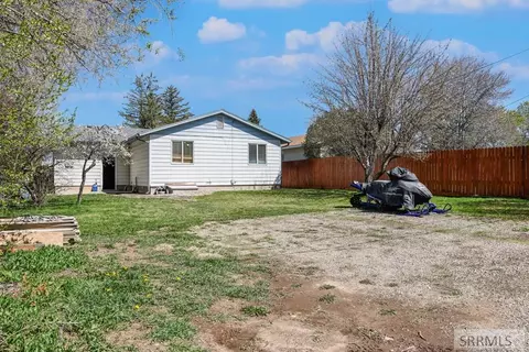 Exterior - 375 W 1 S, Rigby, ID 83442 photo 4 of 10