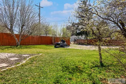 Exterior - 375 W 1 S, Rigby, ID 83442 photo 9 of 10