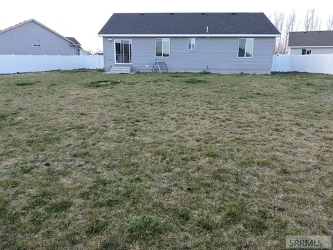 Exterior - 605 Boulder St, Rigby, ID 83442 photo 5 of 7