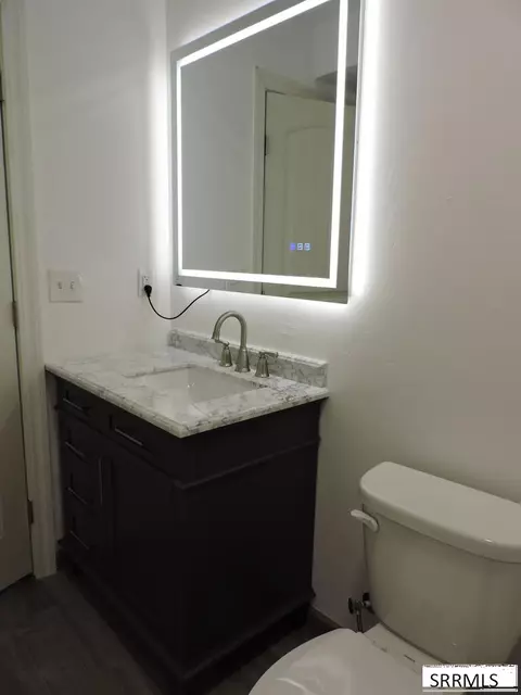 Bath - 605 Boulder St, Rigby, ID 83442 photo 6 of 7