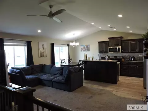 605 Boulder St, Rigby, ID 83442 photo 6