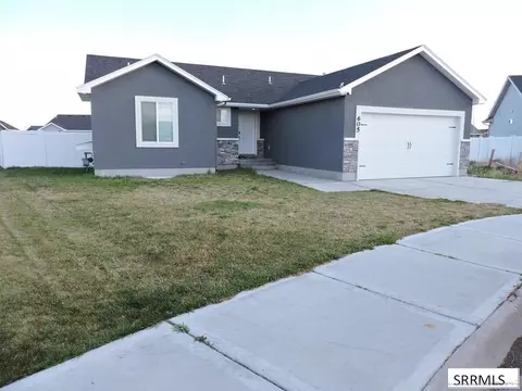 Exterior - 605 Boulder St, Rigby, ID 83442 photo 2 of 7