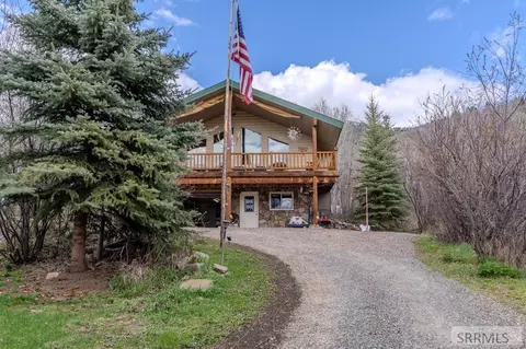 3889 Lake Breeze Dr, Island Park, ID 83429