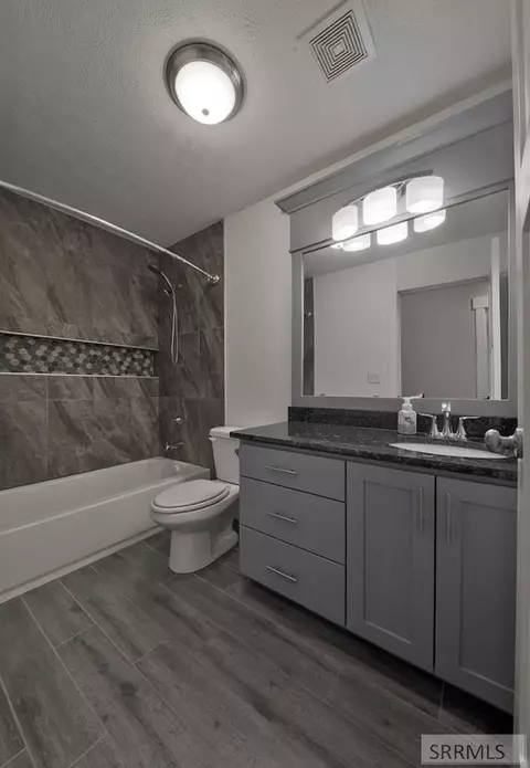 Bath - 179 N 4032 E, Rigby, ID 83442 photo 1 of 5