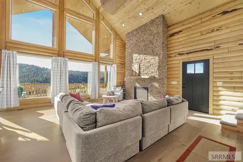 Living - 32 Valley View Cir, Irwin, ID 83428 photo 1 of 3