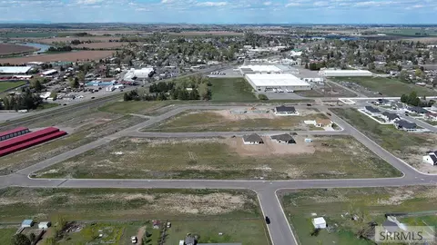L6 B5 E Meadow Walk Dr, Shelley, ID 83274