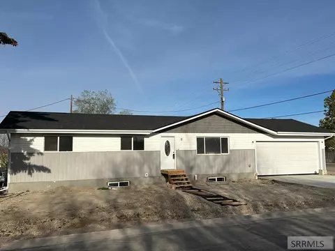 3975 Henderson Ln, Pocatello, ID 83201