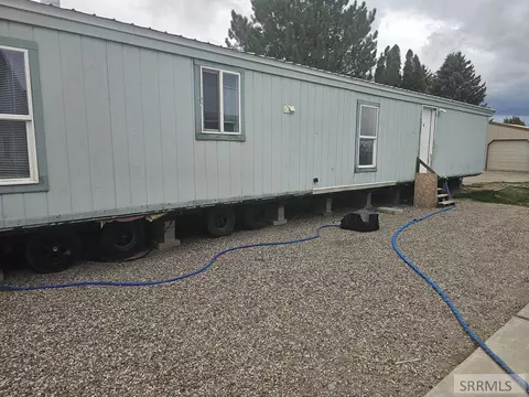 745 E 800 N, Firth, ID 83236