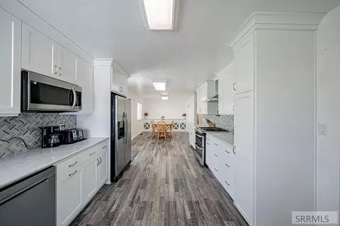 Kitchen - 3724 E 38 N, Rigby, ID 83442 photo 4 of 5
