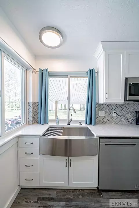 Kitchen - 3724 E 38 N, Rigby, ID 83442 photo 3 of 5
