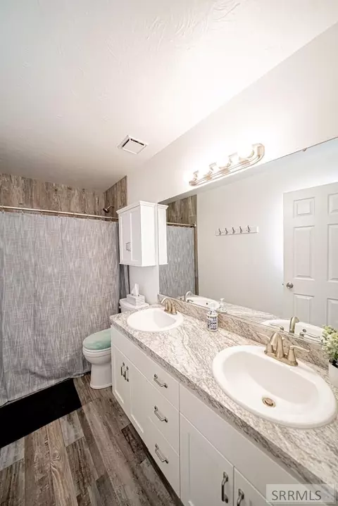 Bath - 3724 E 38 N, Rigby, ID 83442 photo 1 of 3
