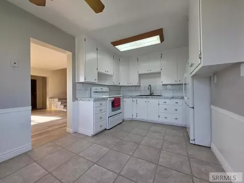 Kitchen - 6850 S 2000 W, Rexburg, ID 83440 photo 1 of 4