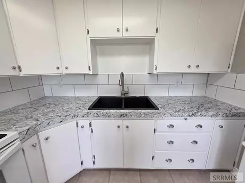 Kitchen - 6850 S 2000 W, Rexburg, ID 83440 photo 3 of 4