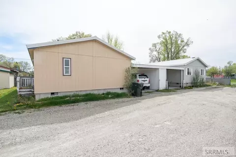 194196 W Center St, Blackfoot, ID 83221