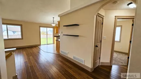 Entry Way - 5420 Elliott St, Iona, ID 83427 photo 1 of 2