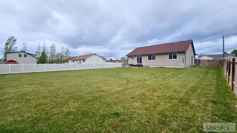 Exterior - 5420 Elliott St, Iona, ID 83427 photo 3 of 4