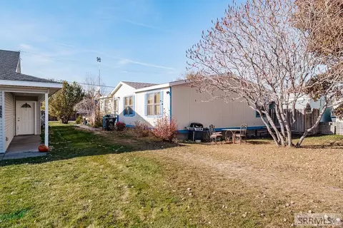 1555 Canyon Ave, Idaho Falls, ID 83402