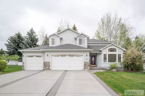 328 E 5th S, Rexburg, ID 83440
