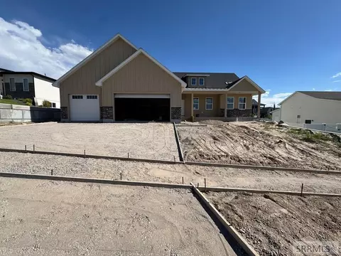 Exterior - 6540 Crown Cres, Ammon, ID 83406 photo 9 of 15