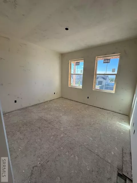 Bedroom - 6540 Crown Cres, Ammon, ID 83406 photo 6 of 9