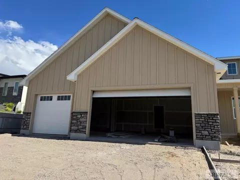 Exterior - 6540 Crown Cres, Ammon, ID 83406 photo 4 of 15
