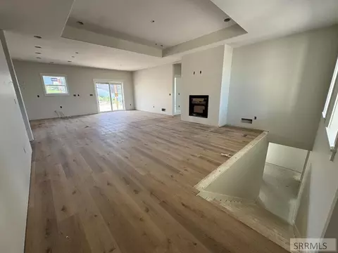 Living - 6540 Crown Cres, Ammon, ID 83406 photo 1 of 7