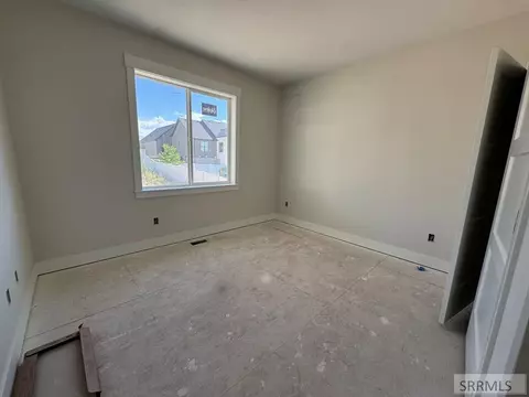 Bedroom - 6540 Crown Cres, Ammon, ID 83406 photo 3 of 9