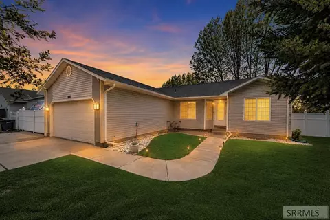 1862 Eagle Pointe Dr, Ammon, ID 83406