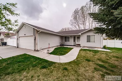 1862 Eagle Pointe Dr, Ammon, ID 83406