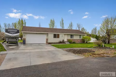 4020 Gateway Cir, Ammon, ID 83406