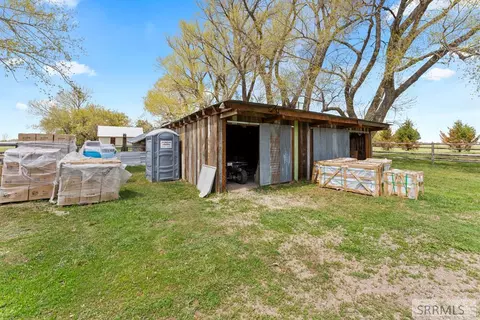 Exterior - 4572 E 75 N, Rigby, ID 83442 photo 12 of 13