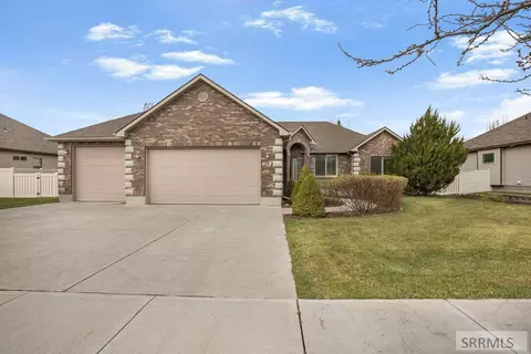 126 Stillwater Dr, Idaho Falls, ID 83404