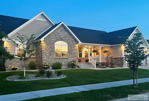 5085 Eaglewood Dr, Idaho Falls, ID 83401
