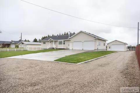 3880 E 400 N, Rigby, ID 83442