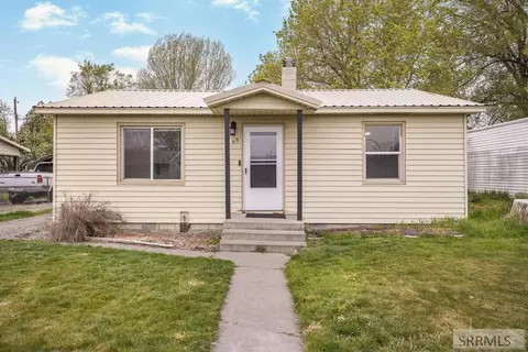 69 Johnson St, Blackfoot, ID 83221