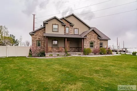 2424 E Timberview Cir, Idaho Falls, ID 83401