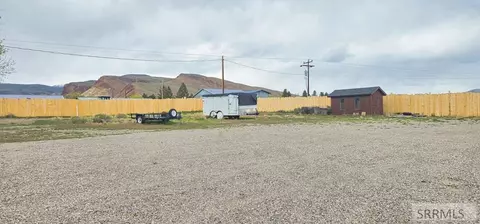 Exterior - 1601 Valley Ave, Challis, ID 83226 photo 12 of 13